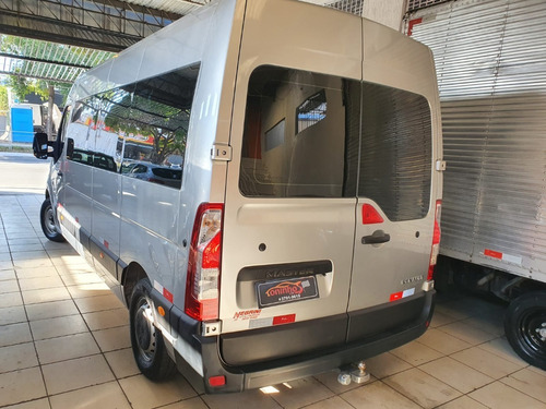 Imagem 16 de 17 de Renault Master