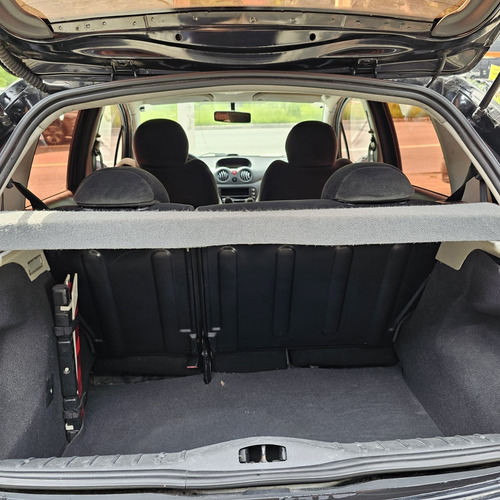 Citroën C3 1.4 8v Exclusive Flex 5p