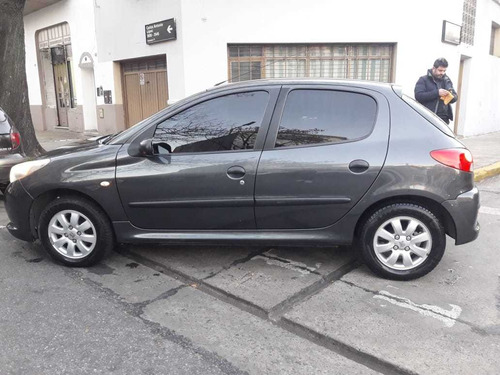 Peugeot 207 2011 1.4 Xr