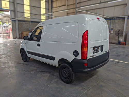 Imagen 6 de 10 de Renault Kangoo 1.6 2 Furgon Confort Cd Svt 1plc