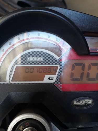 Imagen 4 de 4 de Moto Um Street 230