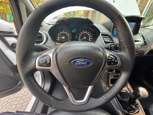 Ford Fiesta Kinetic 1.6 Se 120cv