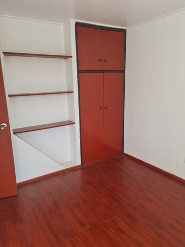 Hermosa Casa En Venta En Macul