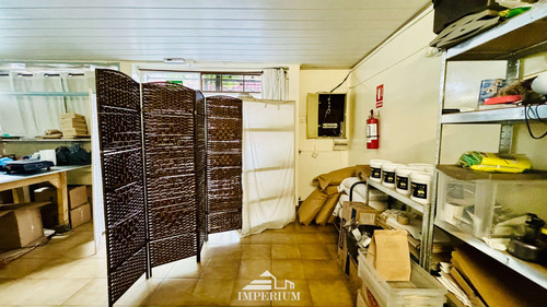 Excelente Oportunidad!! Casa De Tres Dormitorios Más Local En Cordón