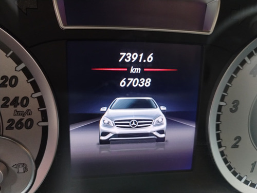 Mercedes-Benz Clase A 1.6 A 200 At Urban B.efficiency 156cv
