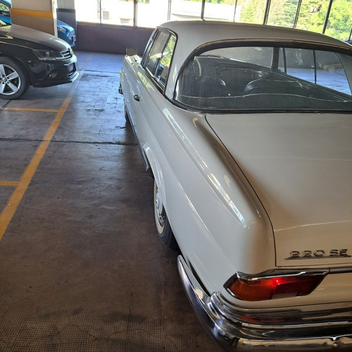 Imagen 15 de 25 de Mercedes Benz 220se