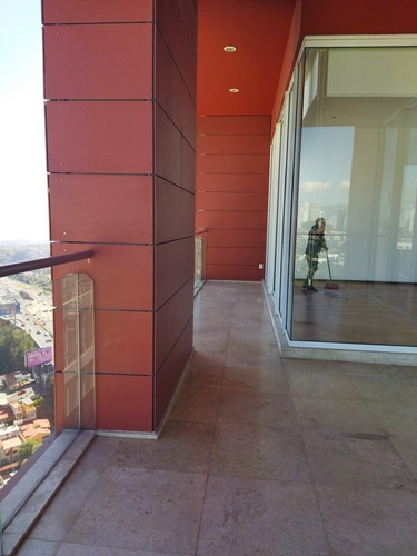 Imagen 19 de 30 de Penthouse En Renta Av De Los Poetas $59,000