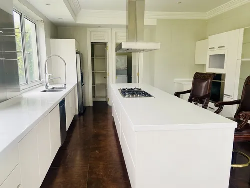 Espectacular Casa En Venta En Interlomas En Cerrada Con Vigilancia