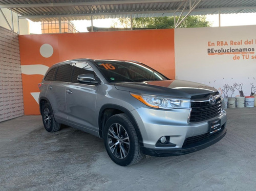 Imagen 9 de 15 de Toyota Highlander Xle, Ta , Gris 2016