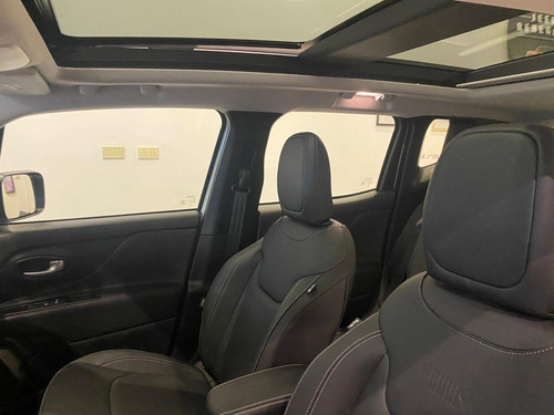 Imagen 7 de 16 de Jeep Renegade Longitude 1.3 Turbo 2023 T270 C