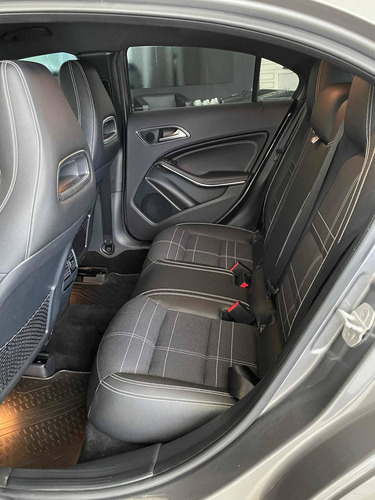 Imagen 9 de 11 de Mercedes-benz Clase A 2016 1.6 A200 Urban 156cv