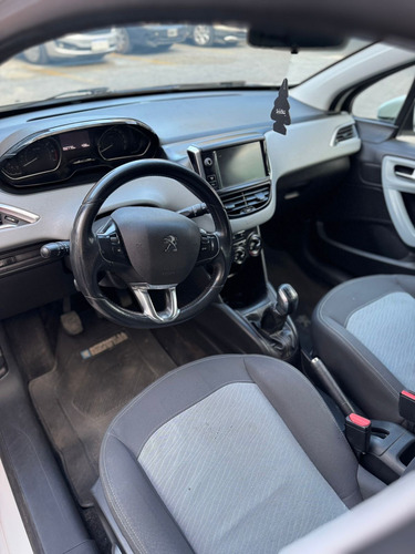 Peugeot 208 1.6 Allure