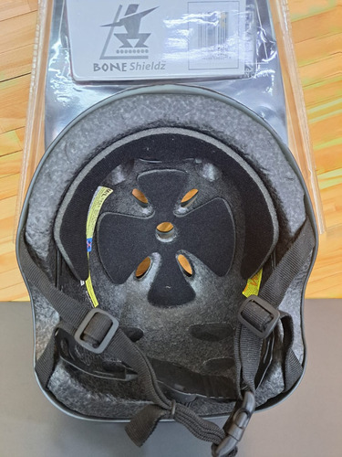 Casco Ciclismo Skate Rollerderby Bomber Adulto Outlet Color Negro Talle M/L