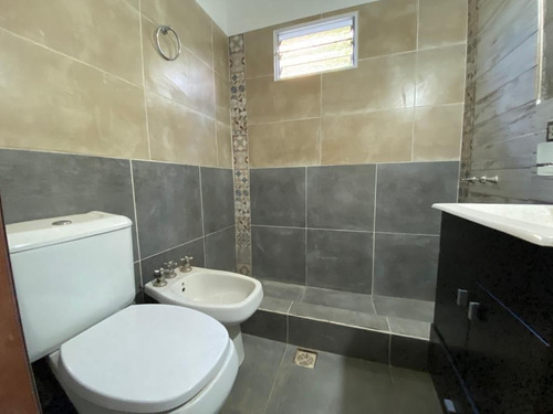 Imagen 9 de 24 de Ph Tipo Casa En Venta En Merlo Norte Reciclada A Nueva