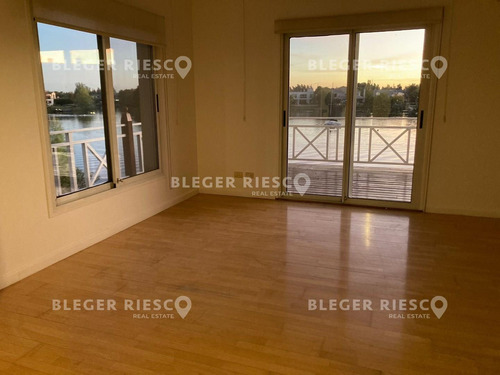 Imagen 5 de 24 de Departamento Dúplex En Venta Ubicado En Condominios De La Bahia, Nordelta, Tigre