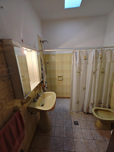 Casa En Venta En G. Catan