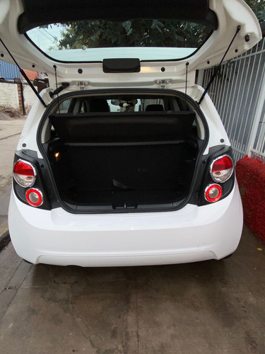 Chevrolet Sonic 1.6 Mt Lt Effect