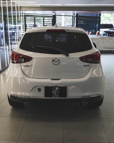 Mazda 2 GRAND TOURING BLINDADO 2+