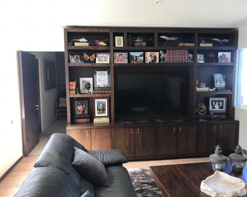 Residencia En La Loma Con Accion Al Campo De Golf Los Encinos
