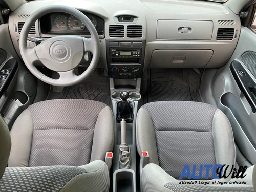 Kia Rio Stylus Mt 1500cc 4p Aa