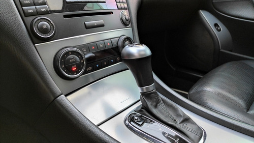 Imagen 12 de 13 de Mercedes-benz Clase C 2006 2.3 C230 Avantgarde Sport V6