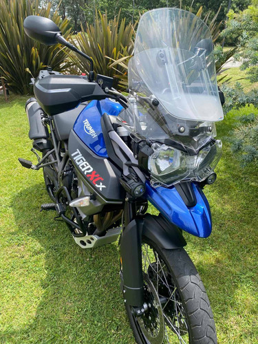 Triumph Tiger 800 Xcx