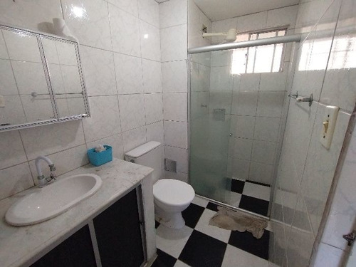 Imagem 3 de 6 de Apartamento Para Alugar Na Rua Professor Arnaldo Silveira, São Marcos, Salvador - Ba - Liv-15662