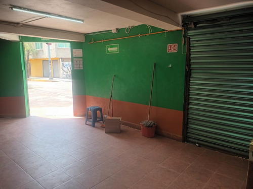 Local Comercial En Venta En Esquina Con Doble Acceso