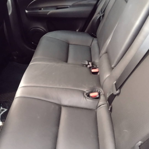 Imagem 8 de 8 de Yaris Sedan Xl Plus Conect