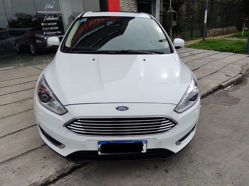 Imagen 8 de 9 de Ford Focus Titanium Automatico 2.0 Automotoresvillar