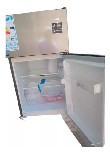 Heladera Mini Bar Marca Chiq Gris Oscuro