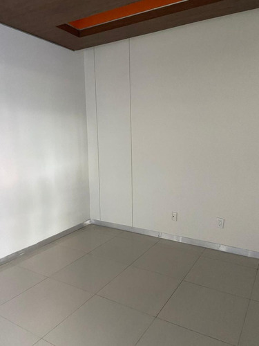 Imagen 4 de 13 de Renta O Venta De Espectacular Local En Puerta Altavista