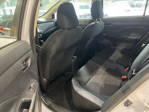Nissan Versa 1.6 16V FLEX SENSE XTRONIC