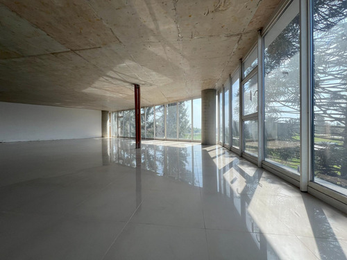Venta De Oficina En Acceso Oeste Km41 Moreno Buenos Aires