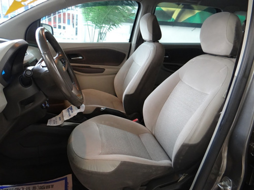 Imagem 6 de 9 de Gm Spin Ltz 1.8 Flex 2014