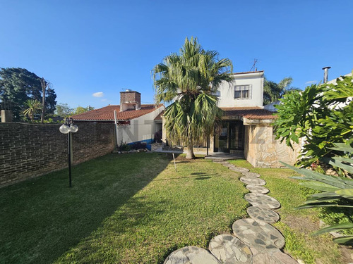 Venta De Casa 3 Ambientes En San Antonio De Padua. Apta Credito.