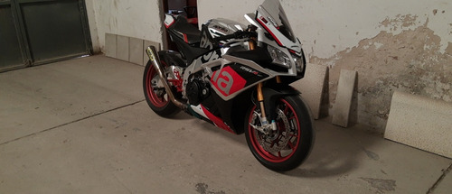 Aprilia  Rsv4 