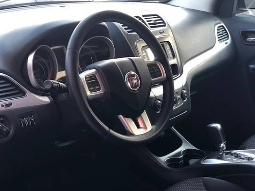 Fiat Freemont Emotion 2.4 Automático