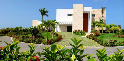 Villa Disponible En Playa Nueva Romana