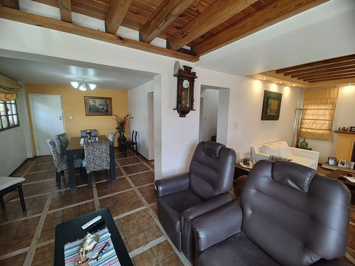 Hermosa Casa En Dalvian Excelente Ubicación