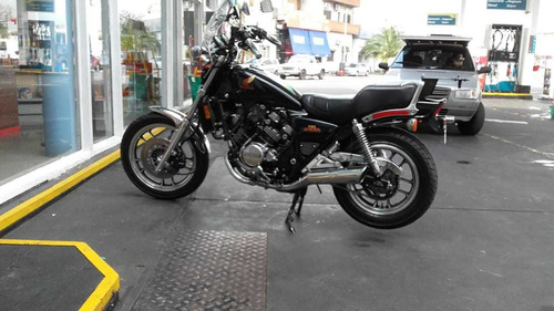 Honda Magna 500