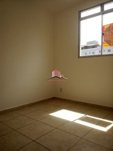 Imagem 8 de 9 de Apto Com 2 Quartos No Mundi Camargos - 2013