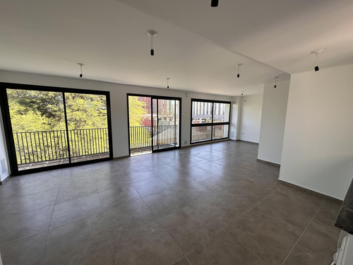 Venta Edificio Comercial - Corporativo - Residencial En Bloque, Barrio Guemes, Cordoba Capital