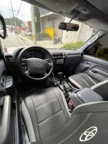 Toyota Prado Vx automática