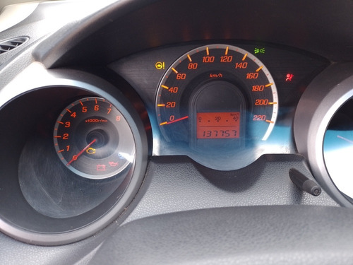 Imagen 6 de 7 de Honda Fit 2013 1.4 Lx-l Mt 100cv