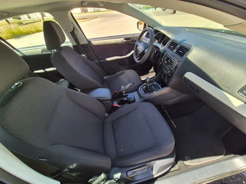 Volkswagen Jetta 2.5 Comfortline Tiptronic At