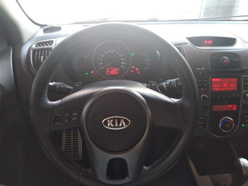 Imagem 5 de 9 de Kia Cerato 2010 1.6 Sx Aut. 4p