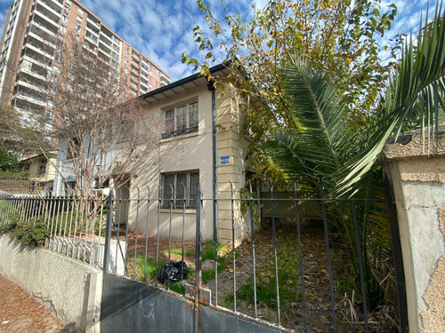 Casa Ley Pereira A Pasos De La Casa De La Cultura De Ñuñoa