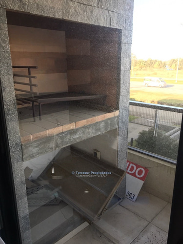 Venta O Alquiler Apartamento/ Oficina 3 Ambientes Carrasco