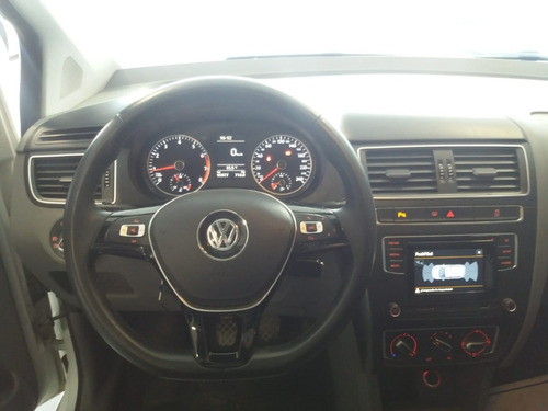 Imagen 13 de 15 de Volkswagen Suran Highline 1.6 Msi Sb